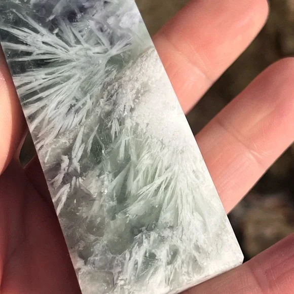 Feather (3) fluorite Tower | crystal - Picture 13 of 15